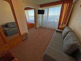 Гостиница Гостиница Россия Самара КОМФОРТ (DOUBLE+SOFA)-9