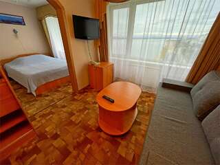 Гостиница Гостиница Россия Самара КОМФОРТ (DOUBLE+SOFA)-7