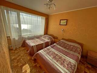 Гостиница Гостиница Россия Самара СЕМЕЙНЫЙ (TWIN + SOFA)-2